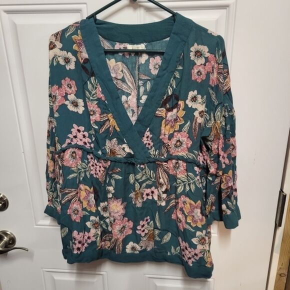 Maurices Womens Floral Bell Sleeve‎ Blouse - Picture 7 of 7
